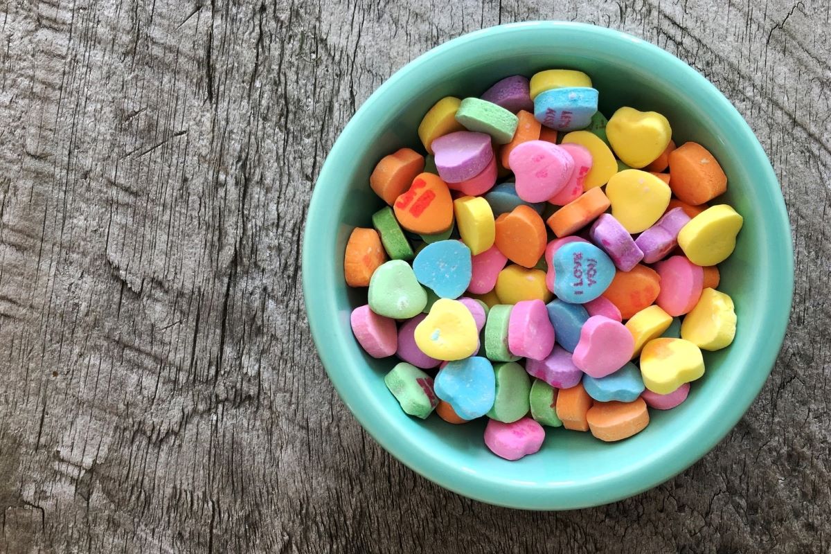 5 Surprising Ways We Decide Who is Attractive